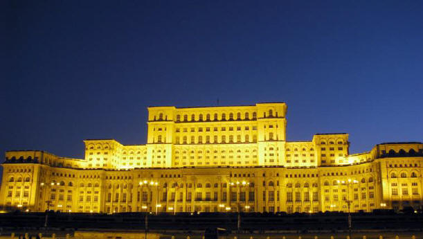 Worlds Largest Swimming Pool